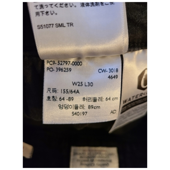 Levi's - Picture 6 of 6